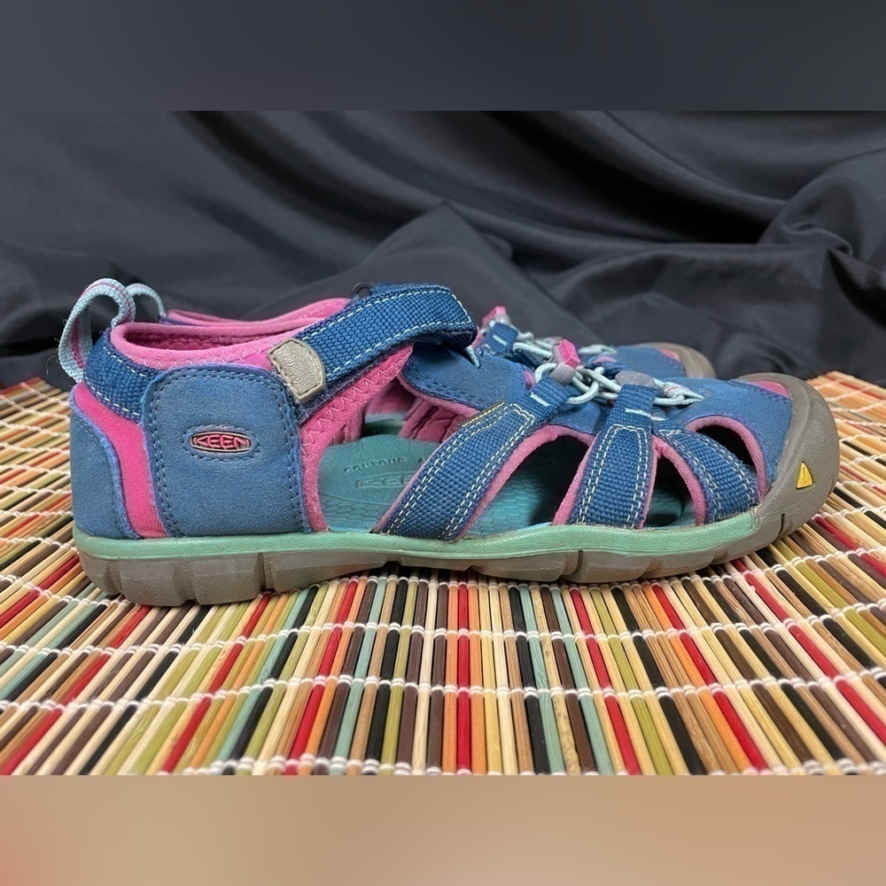 𝅺keen Clearwater CNS Sandals, waterproof, Women Size 5 - Picture 3 of 8